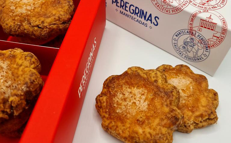 Hoy os presentamos un nuevo producto, galletas "Peregrinas" del Camino de Santiago. Una colaboración con una empresa tradicional para crear un dulce "de los de toda la vida" con ingredientes y preparación tradicional.